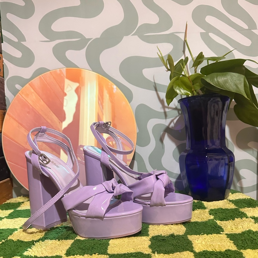 Public Desire Verona platform high heeled sandals in lilac patent!